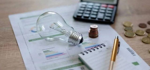 Τα δημοτικά τέλη φεύγουν από τους λογαριασμούς ρεύματος – «Γκρίζα» ζώνη για τους ενοικιαστές