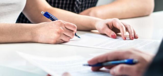 Ενεργοποιείται το κρατικό credit score – Πώς θα βαθμολογούνται πολίτες και επιχειρήσεις