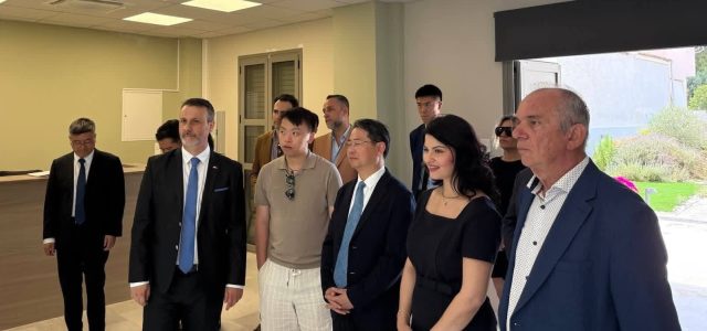 Η εγκαθίδρυση της φιλίας