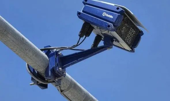 Πέραμα: Φωτιά οι κλήσεις από την κάμερα στο φανάρι Δημοκρατίας-Βενιζέλου