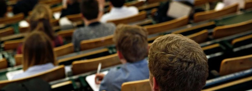 Μη κρατικά πανεπιστήμια: Αναγνωρίζεται με τροπολογία ο χρόνος σπουδών των φοιτητών