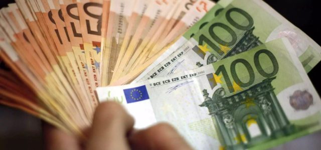 Δήμοι: Με απευθείας αναθέσεις το 86,6% των συμβάσεων – Τα ποσά
